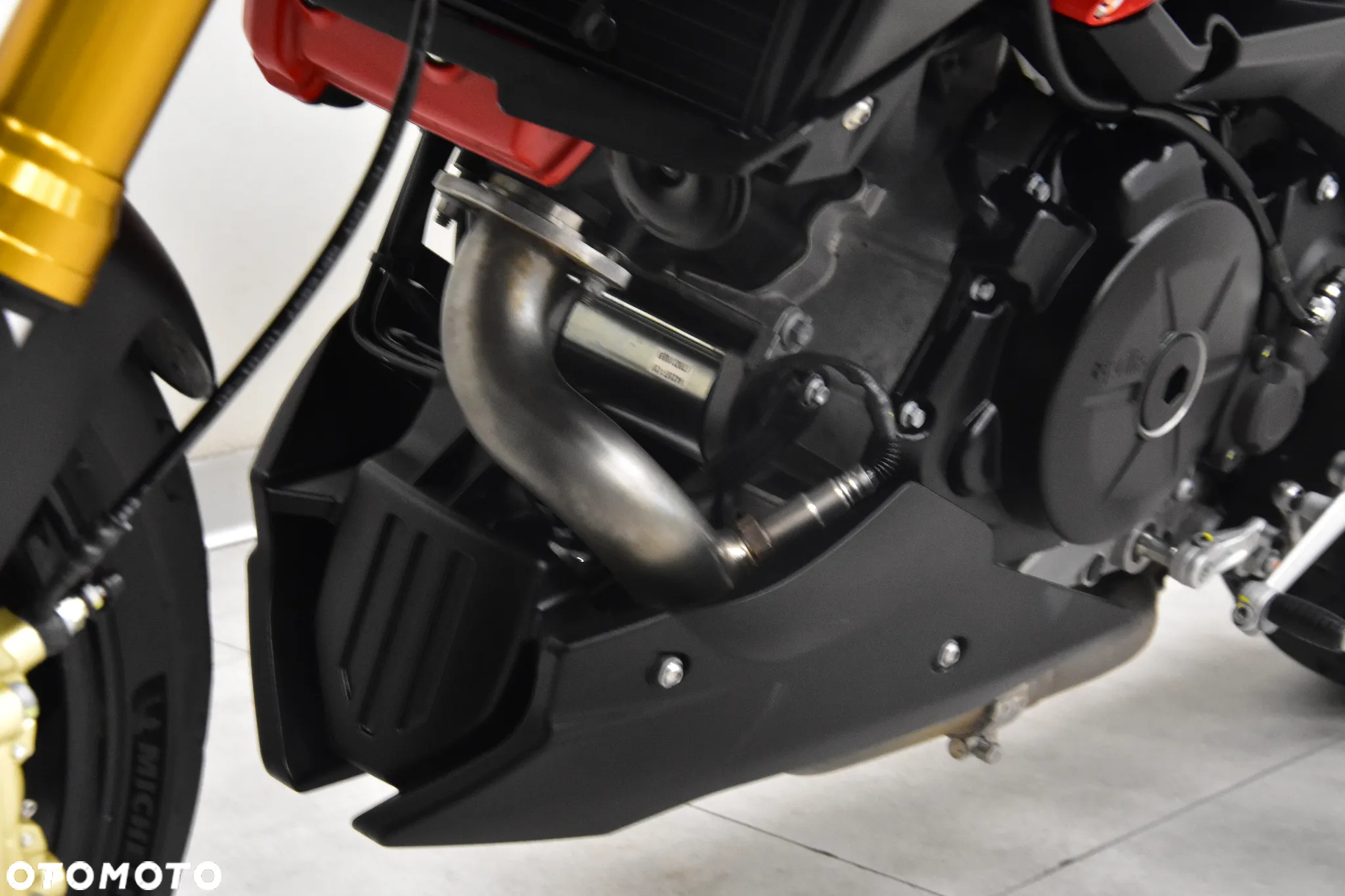 Aprilia Dorsoduro - 22