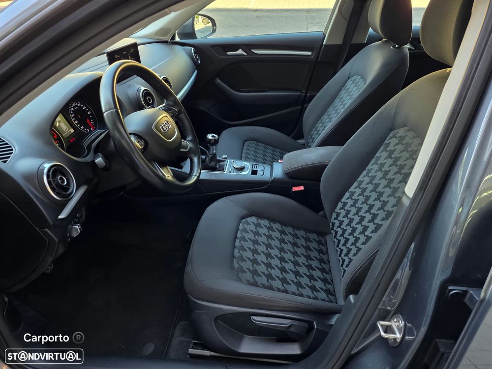 Audi A3 Sportback 2.0 TDI Advance - 7