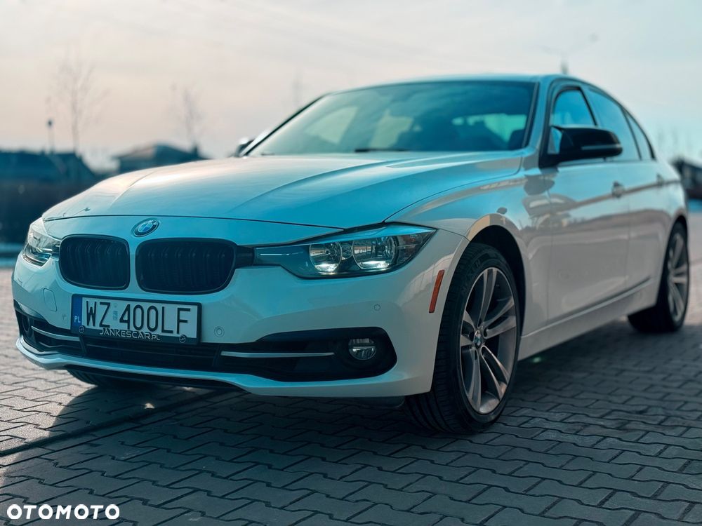 BMW Seria 3 328i - 1