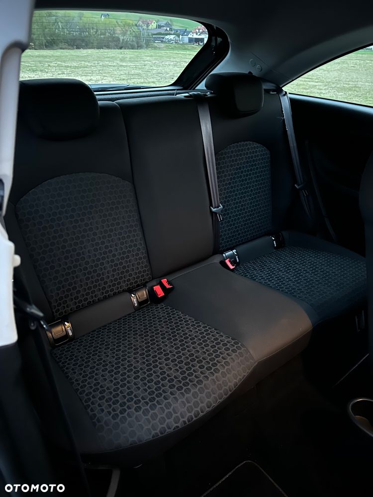 Opel Corsa 1.4 16V EcoFLEX Start-Stop Innovation - 11