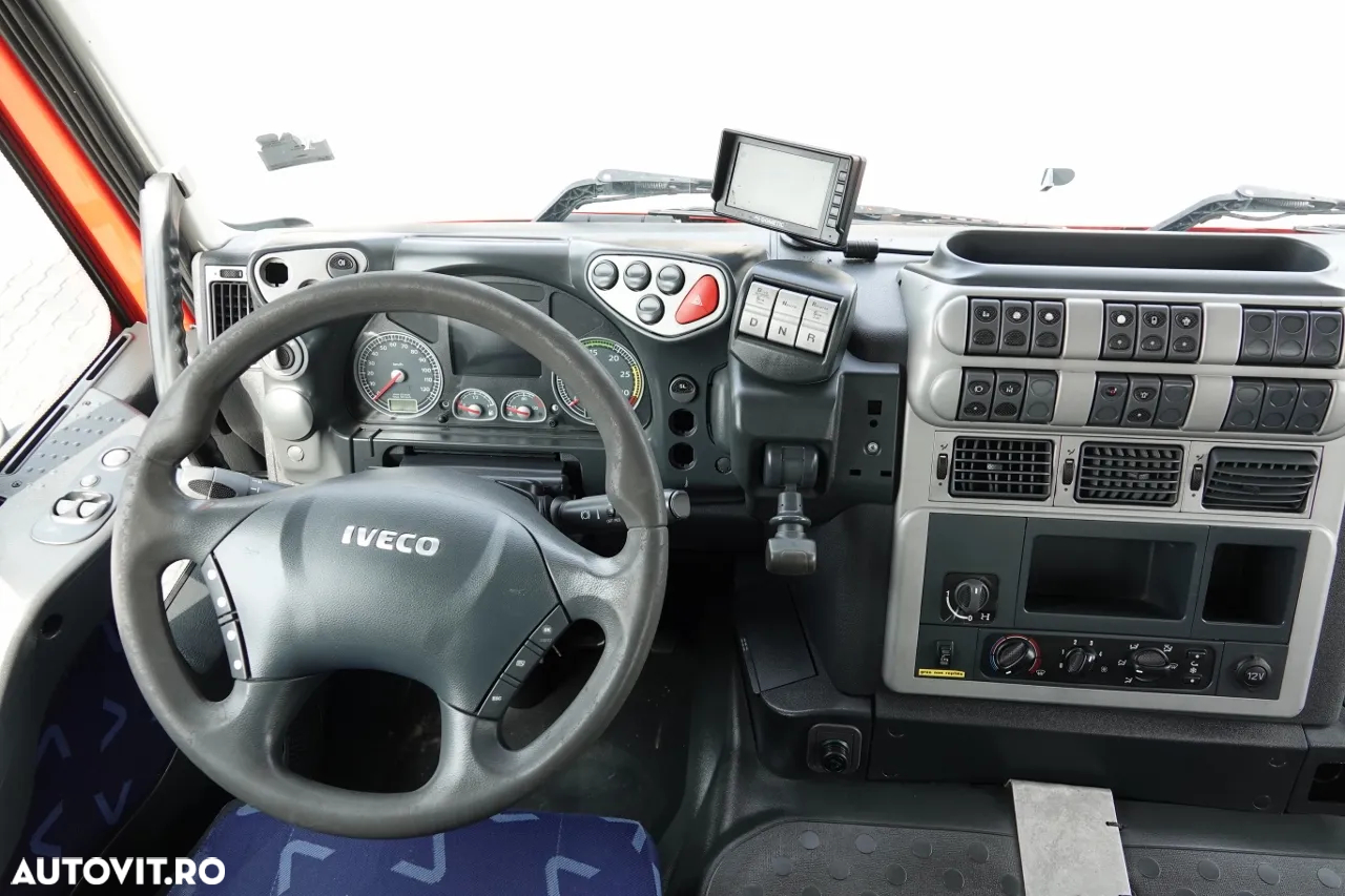 Iveco STRALIS / 6X2 / CARRIER + HDS HIAB XS 166 / AXIE ELEVABILĂ / RAMPE HIDRAULICE / TROLIU / ASISTENȚĂ RUTIERĂ / EURO 5 EEV - 28