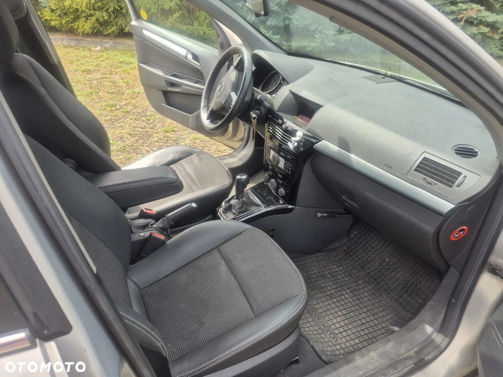 Opel Astra 1.9 CDTI Enjoy - 6