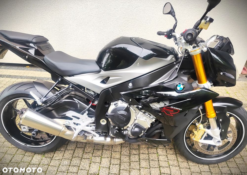 BMW S - 26