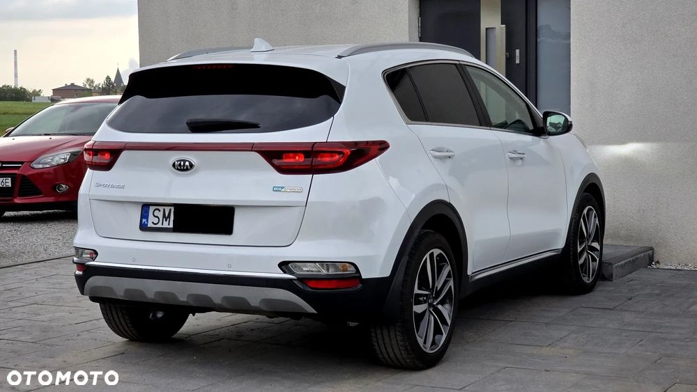 Kia Sportage 1.6 CRDI MHEV L Business Line 2WD DCT - 17