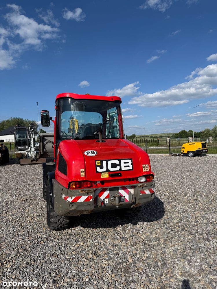 JCB 406 - 5