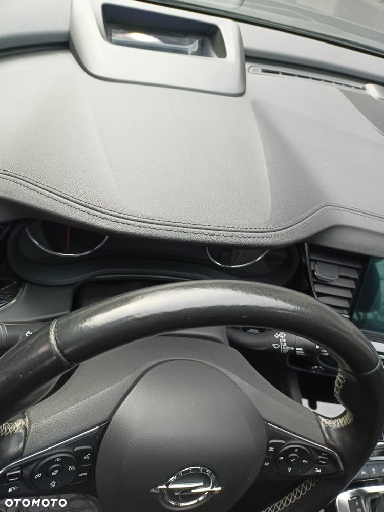 Opel Insignia 2.0 T 4x4 Innovation S&S - 9