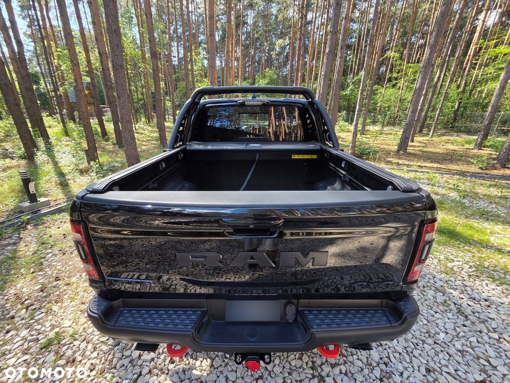 Dodge RAM TRX - 33
