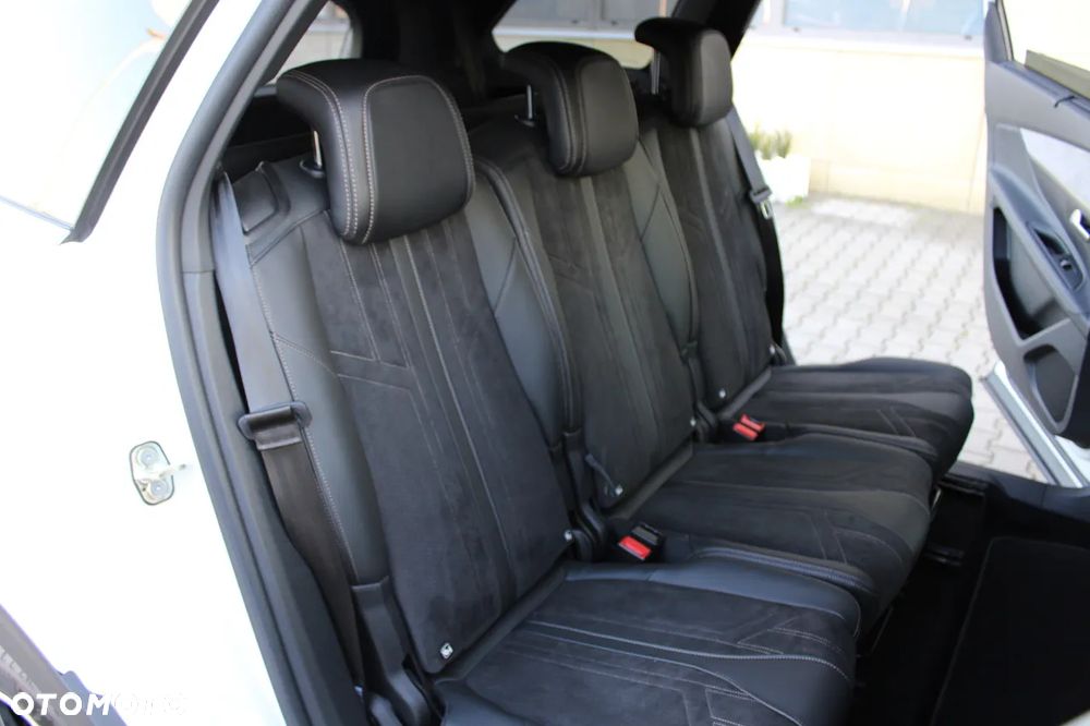 Peugeot 5008 PureTech 130 EAT8 Stop & Start GT - 32