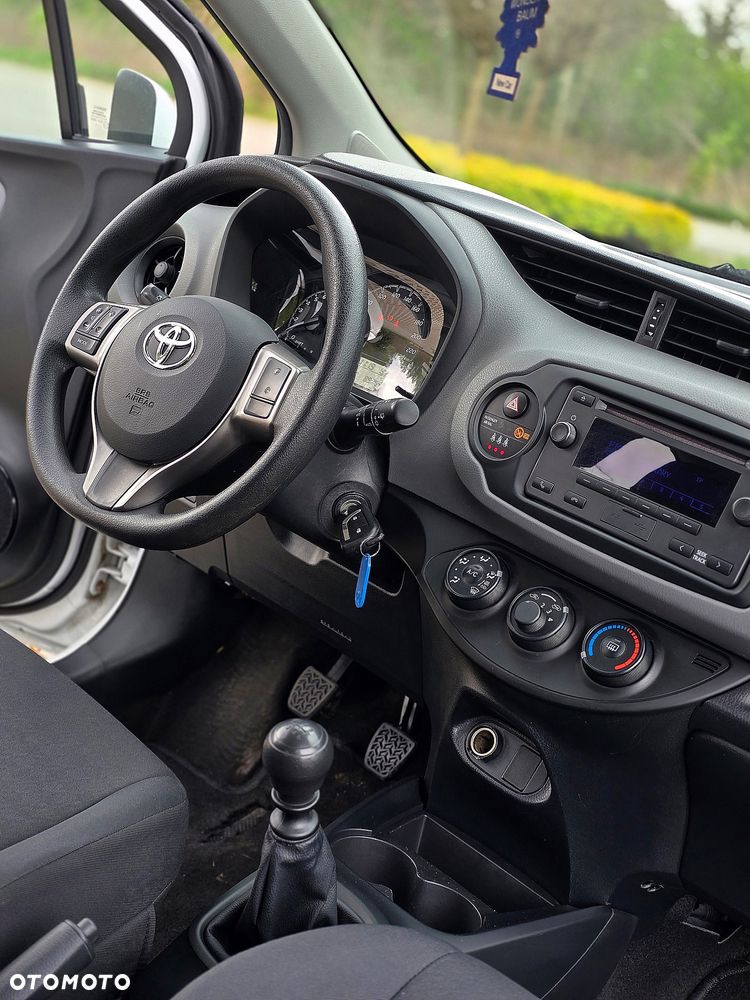 Toyota Yaris 1.5 Active - 17