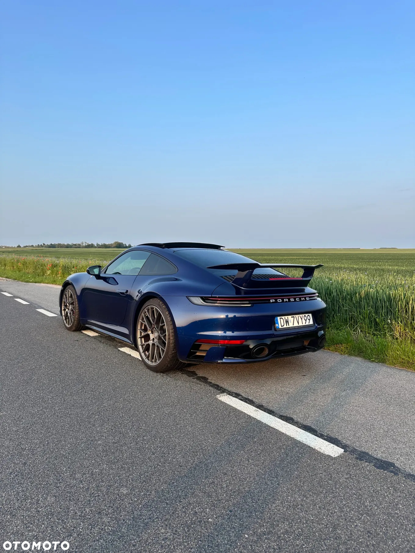 Porsche 911 Carrera 4S - 4