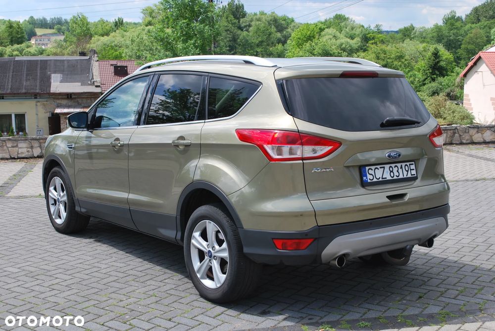 Ford Kuga 2.0 TDCi 2x4 Titanium - 5