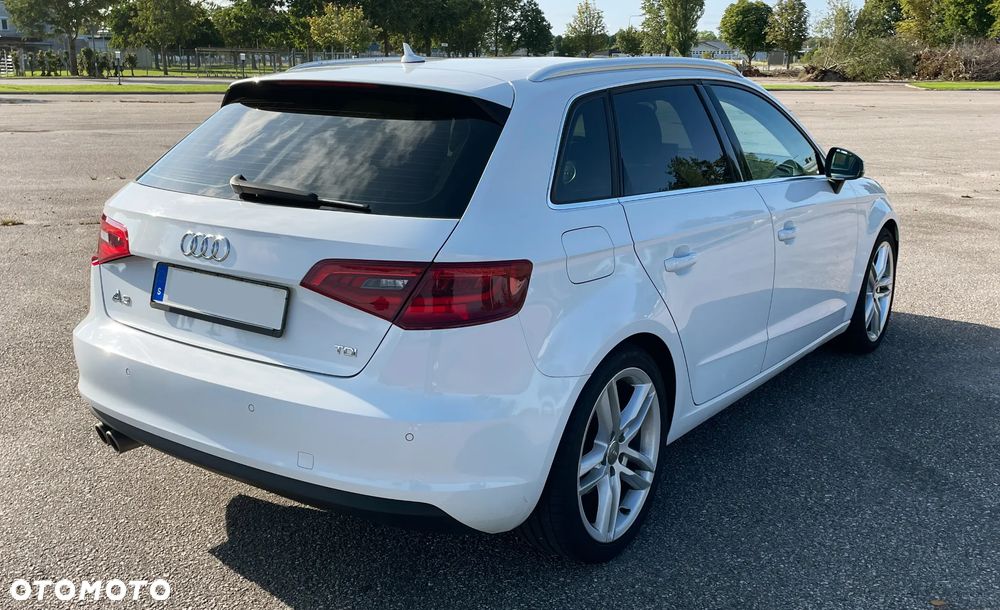 Audi A3 Sportback 2.0 TDI Ambition - 4