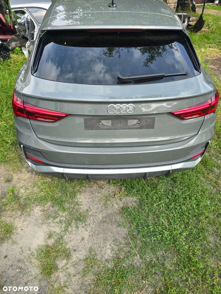 Audi Q3 - 1