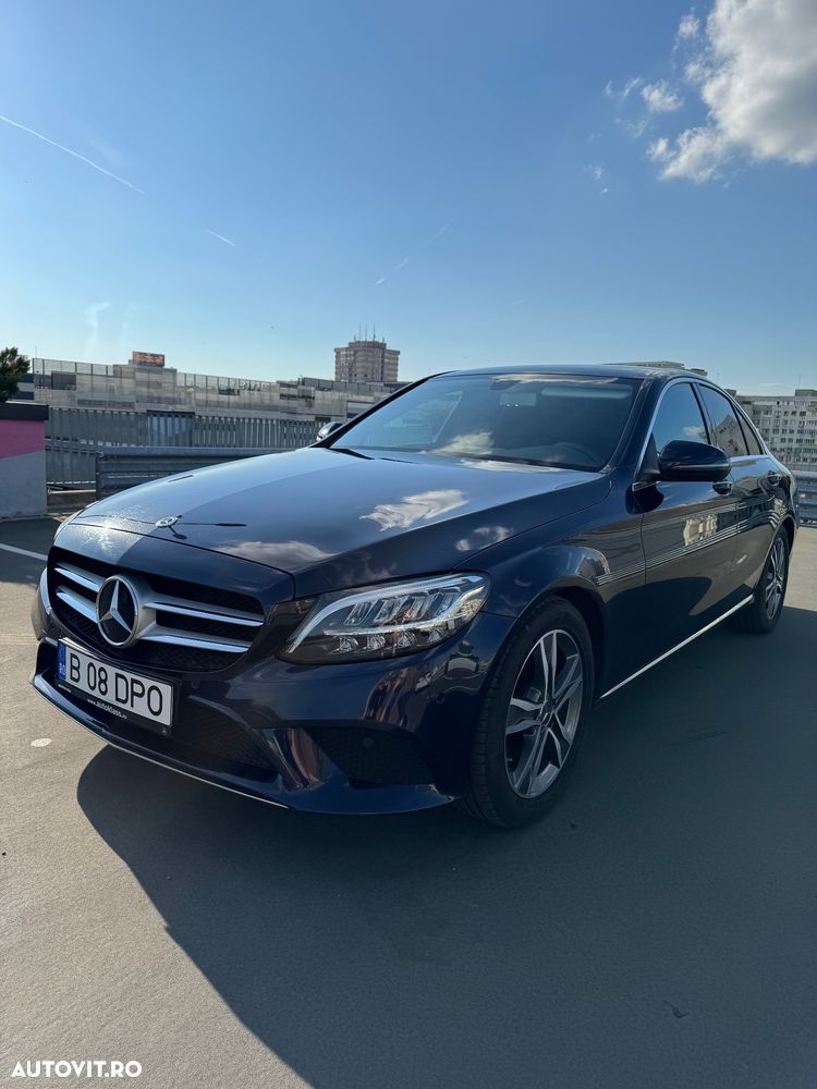 MERCEDES-BENZ C-Class 2019