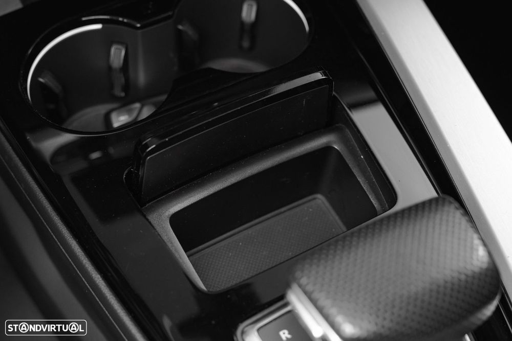 Audi A4 Avant 40 TFSI S tronic S line - 28