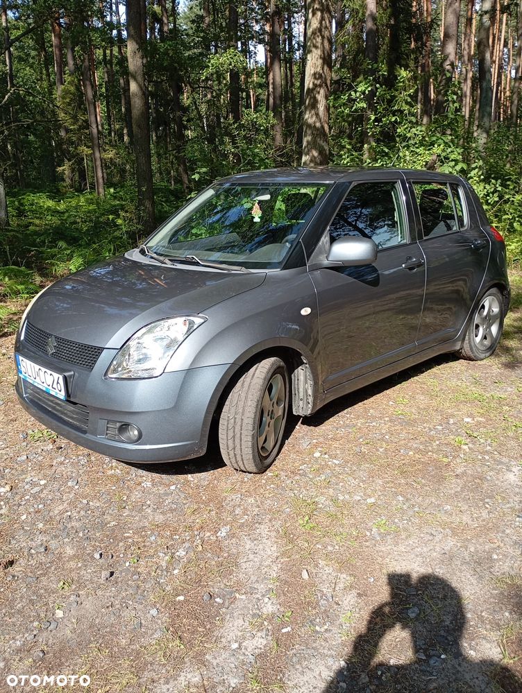 Suzuki Swift - 2