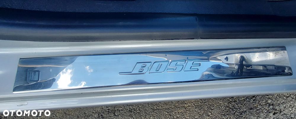 Renault Scenic ENERGY TCe 130 BOSE EDITION - 26