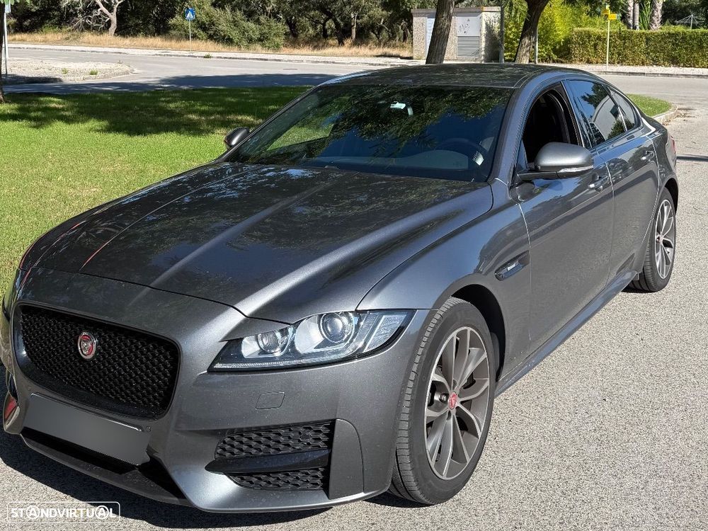 Jaguar XF 2.0 D R-Sport Aut. - 1