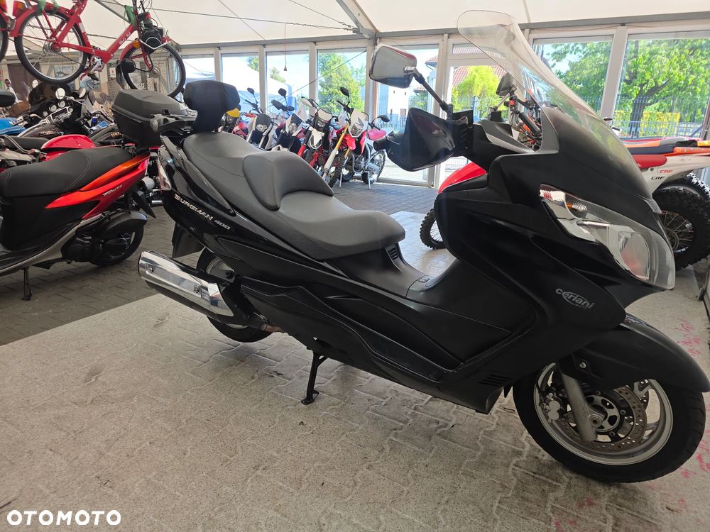 Suzuki Burgman - 21