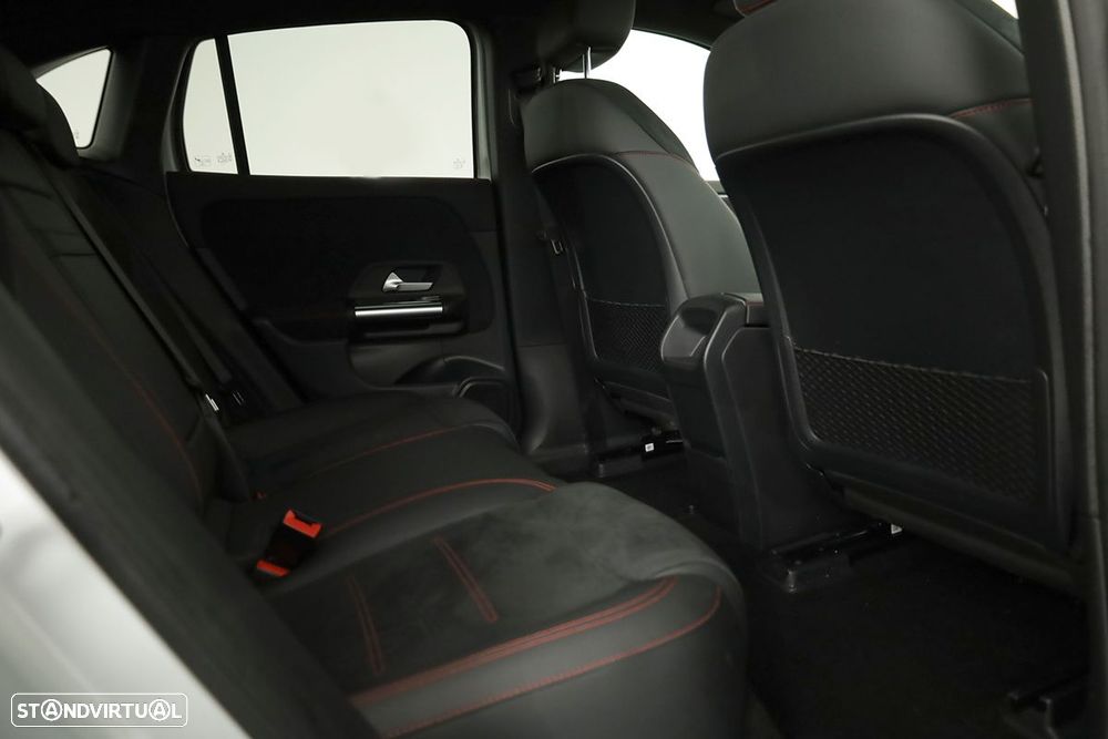 Mercedes-Benz EQA 300 4Matic AMG Line - 22