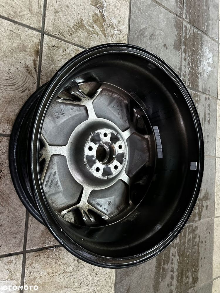 felga aluminiowa hyundai oe hyundai 7.5" x 19" 5x114.3 et 49,5 - 10