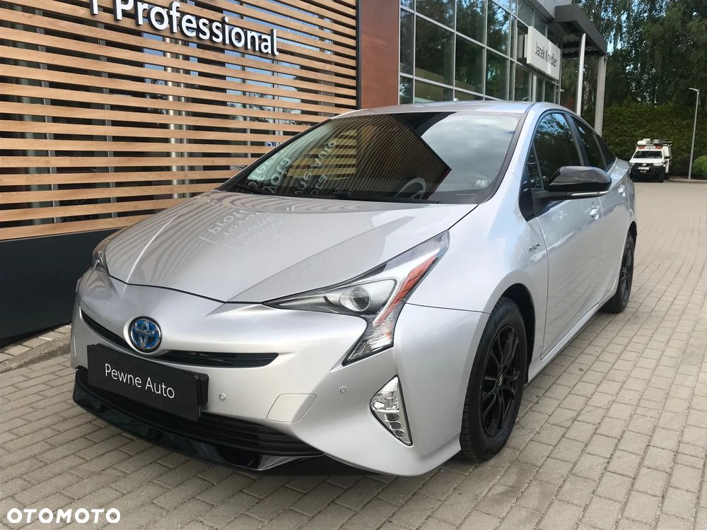 Toyota Prius 1.8 Hybrid Premium - 1