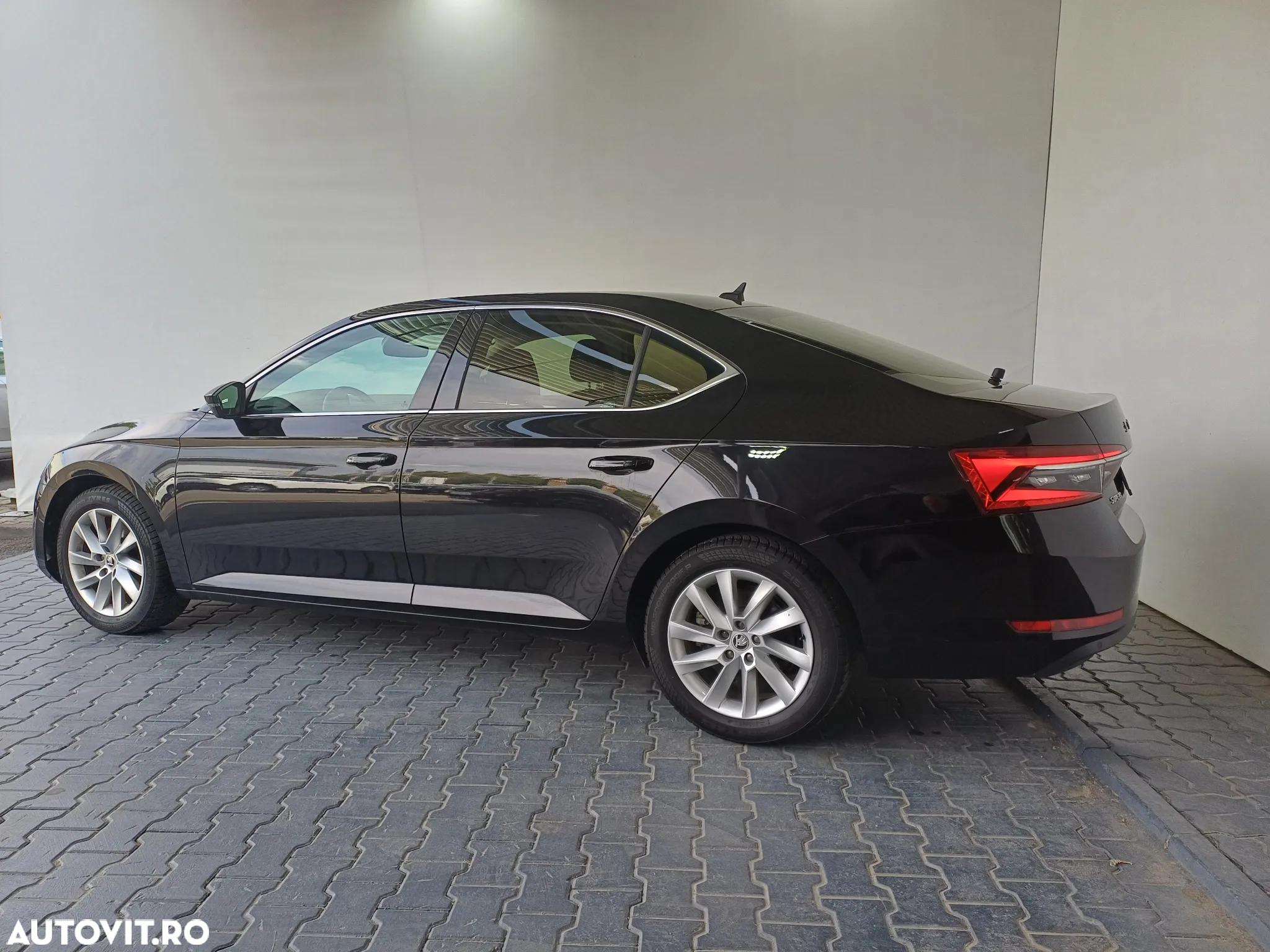 Skoda Superb 1.5 TSI DSG Ambition - 3