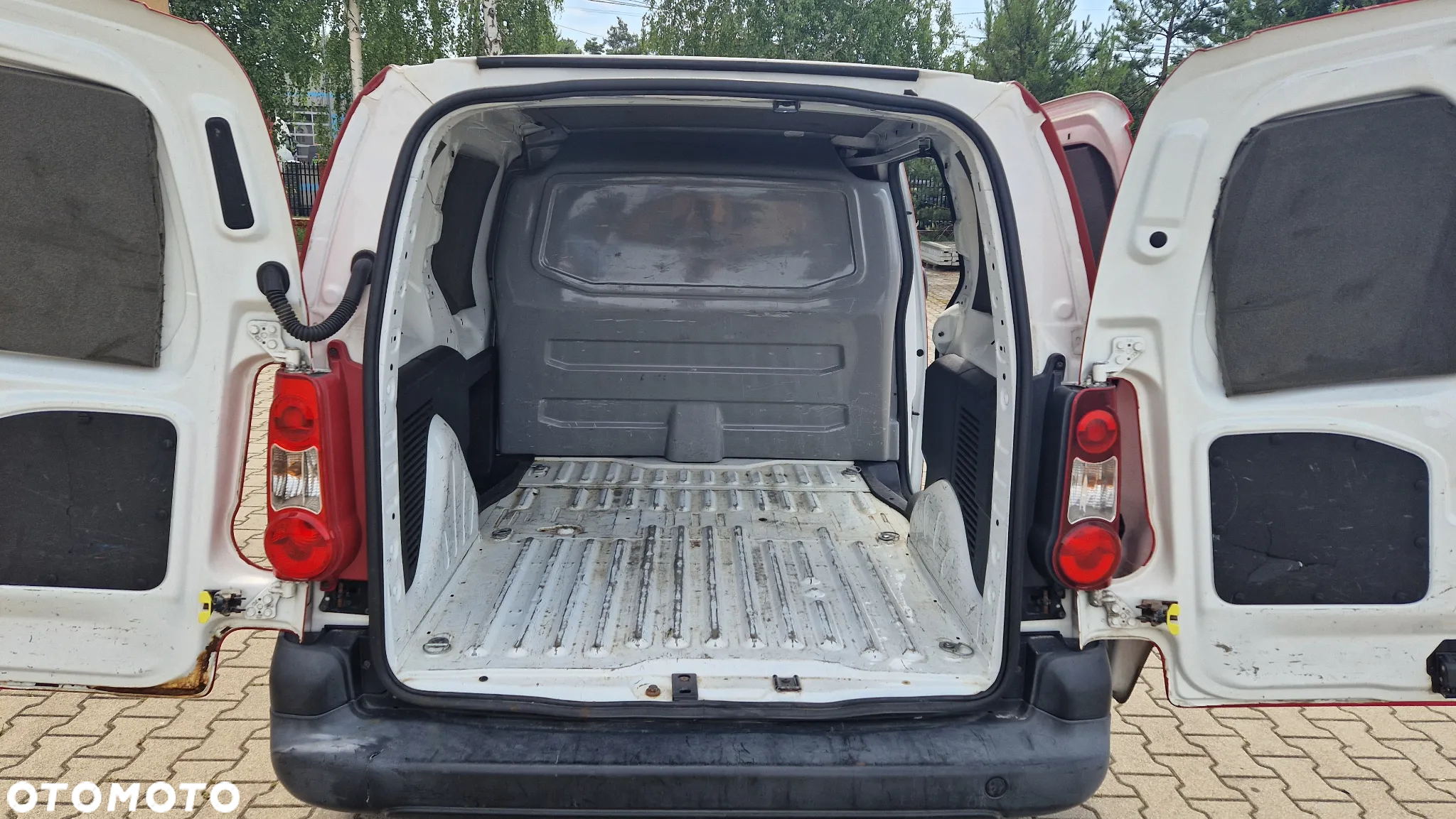 Peugeot Partner - 10