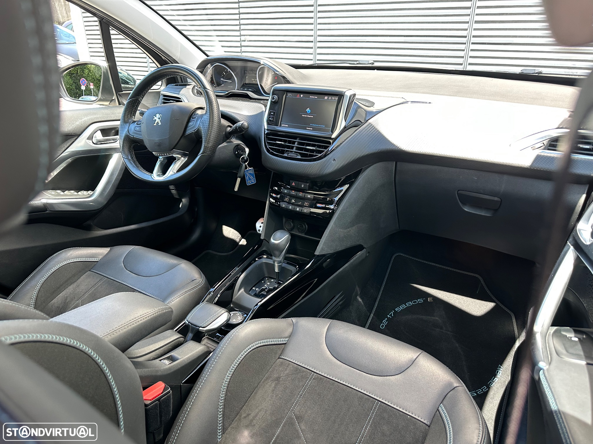 Peugeot 2008 PureTech 110 GPF Stop&Start EAT6 Crossway - 21