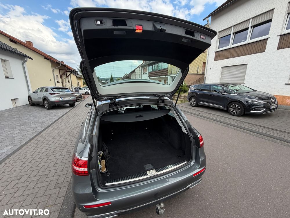 MERCEDES-BENZ E-Class 2021 — imagine 6