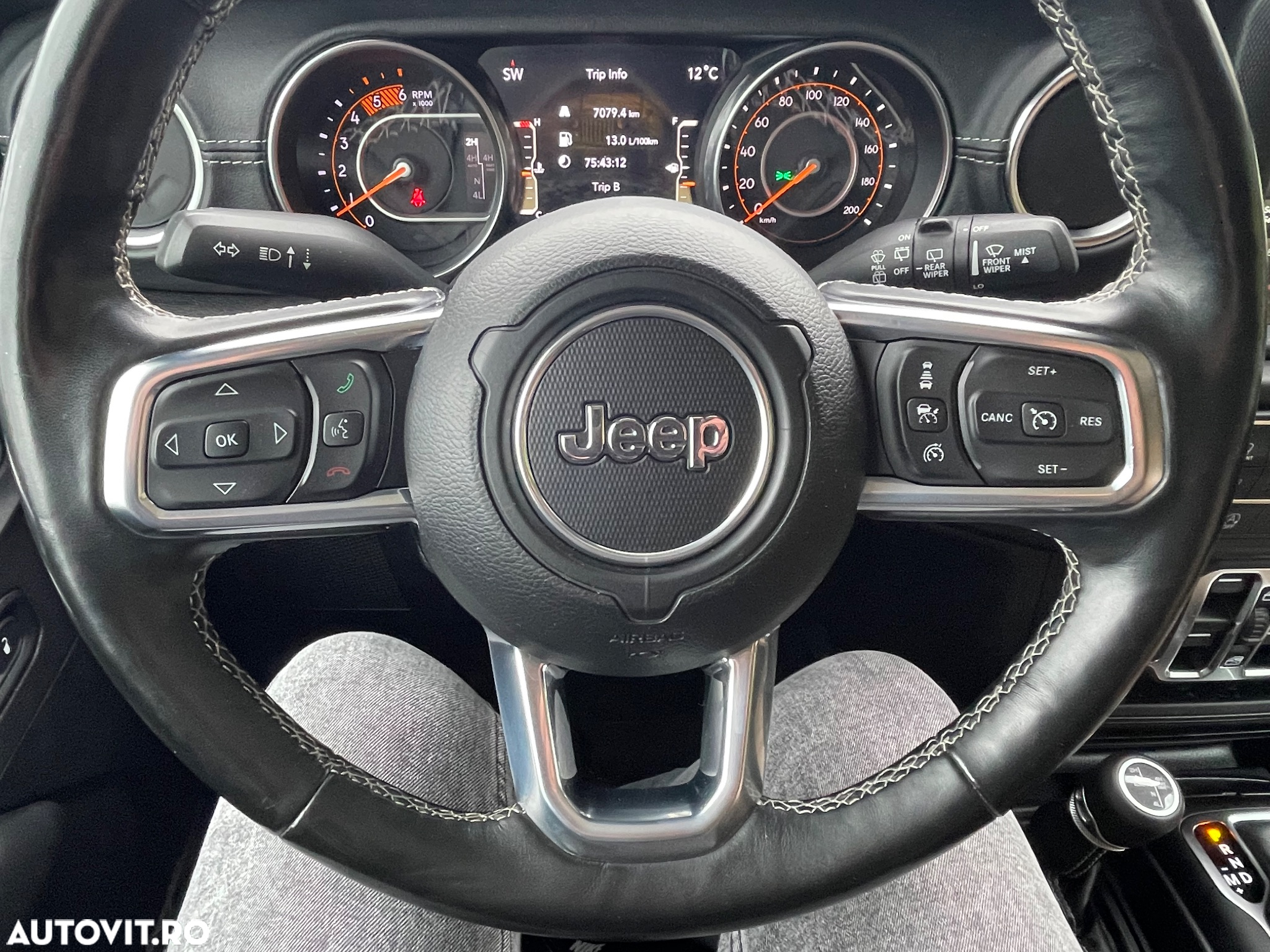 Jeep Wrangler Unlimited 2.2 CRD AT8 Sahara - 23