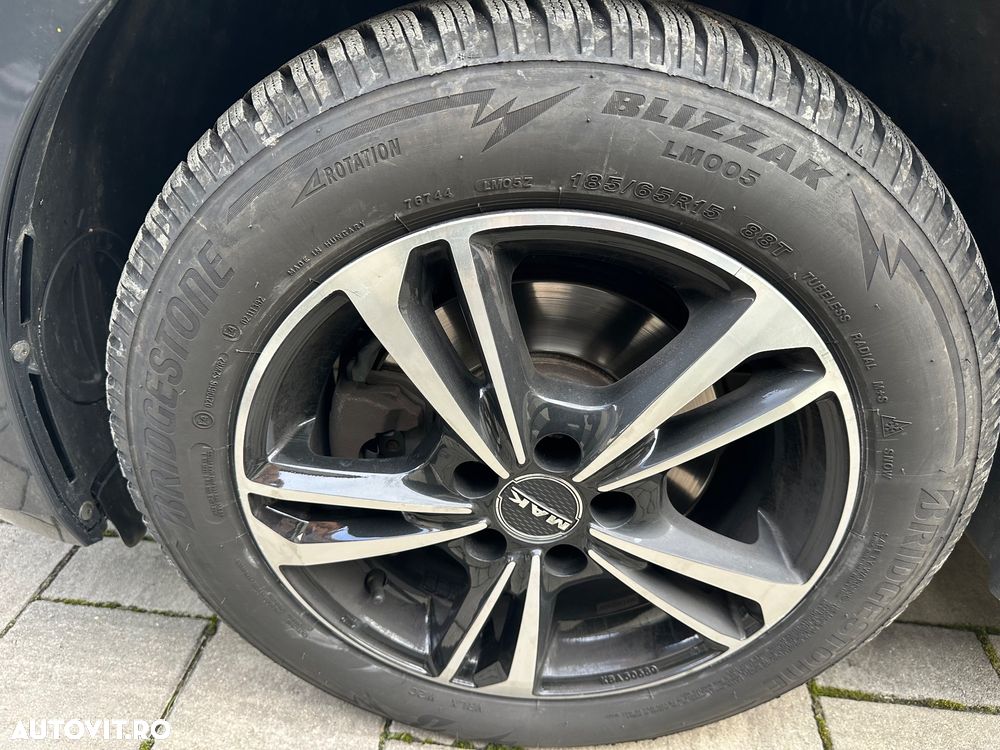 Volkswagen Polo - 13