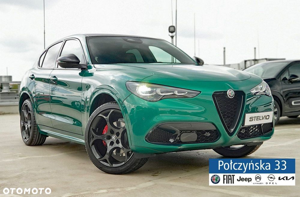 Alfa Romeo Stelvio - 1