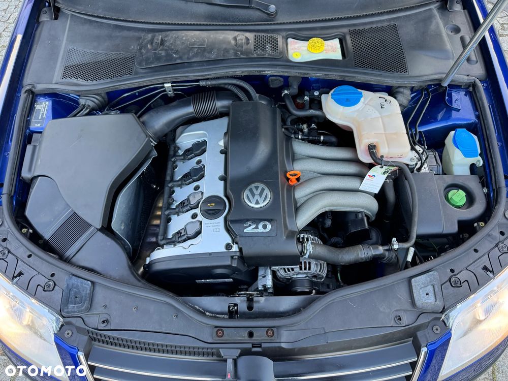 Volkswagen Passat 2.0 Comfortline - 38