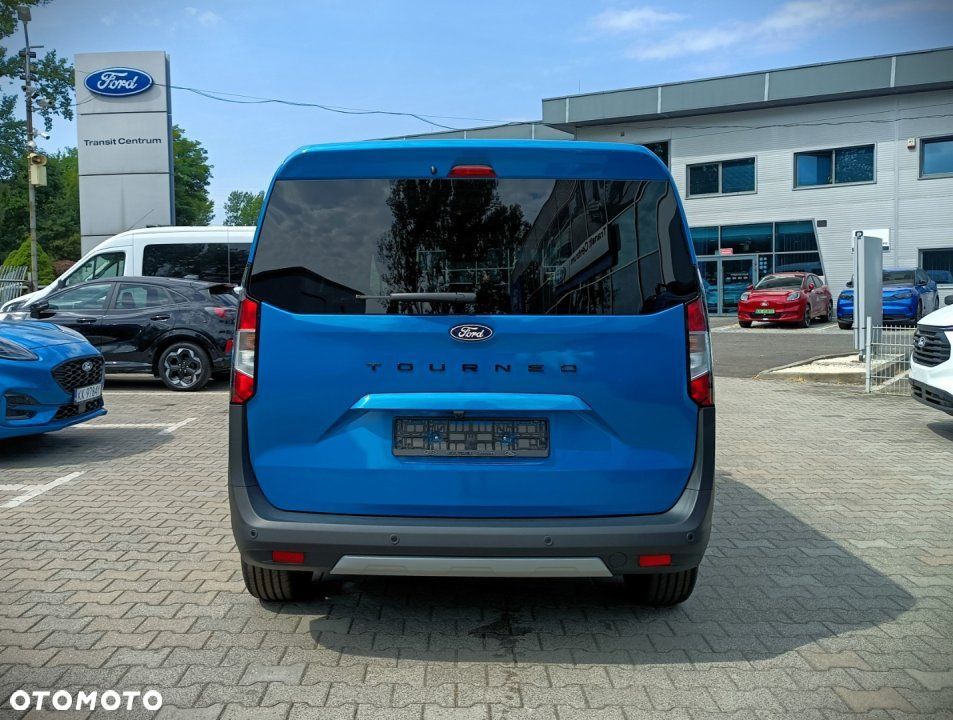 Ford Tourneo Courier - 5