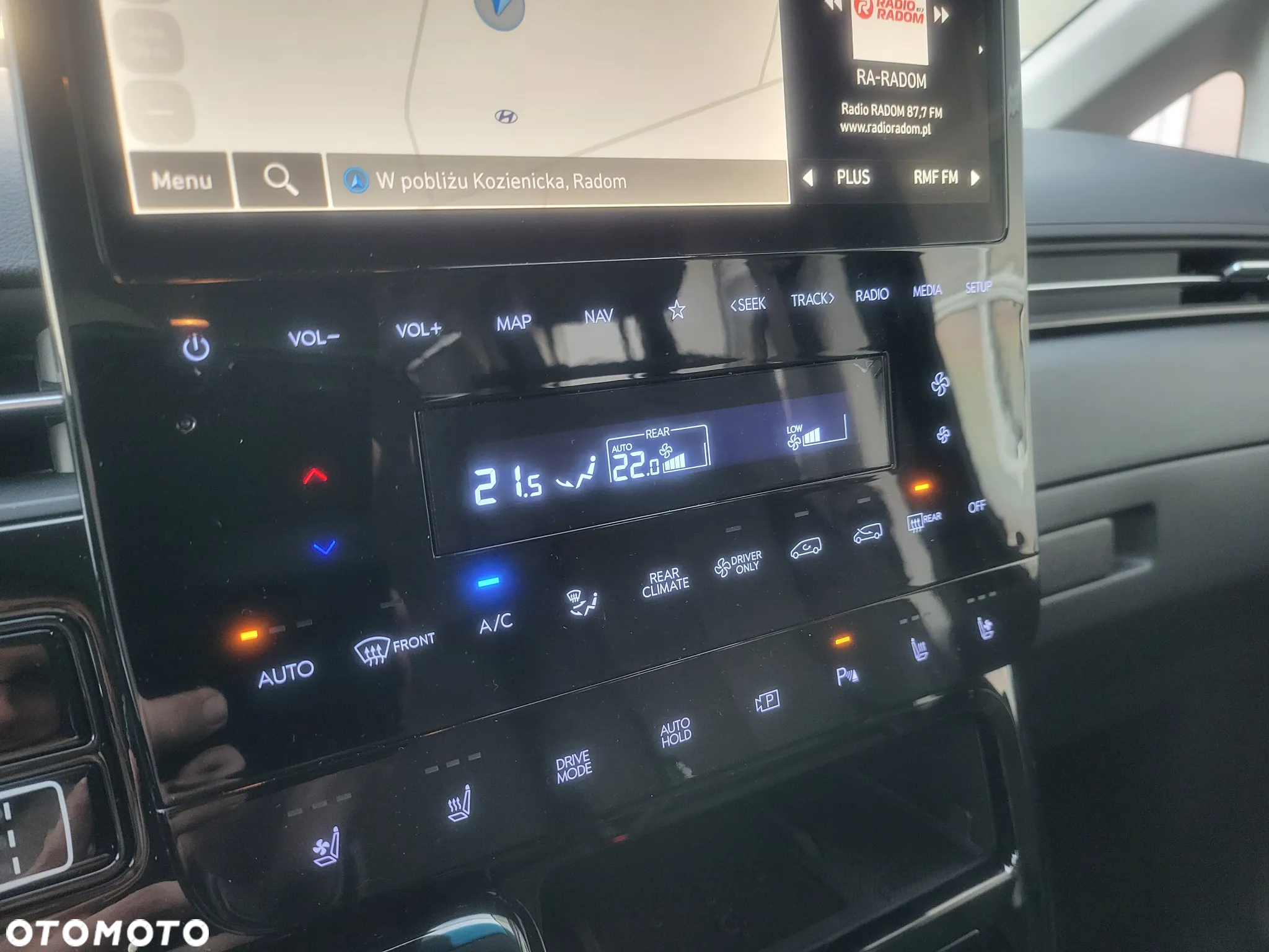 Hyundai Staria 1.6 T-GDI HEV Smart VIP - 26