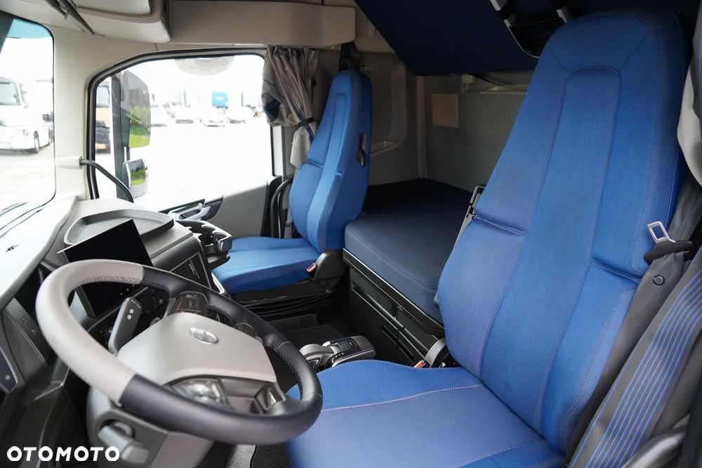 Volvo FH 460 / LOWDECK / MEGA / KLIMA POSTOJOWA / I-SHIFT - 24