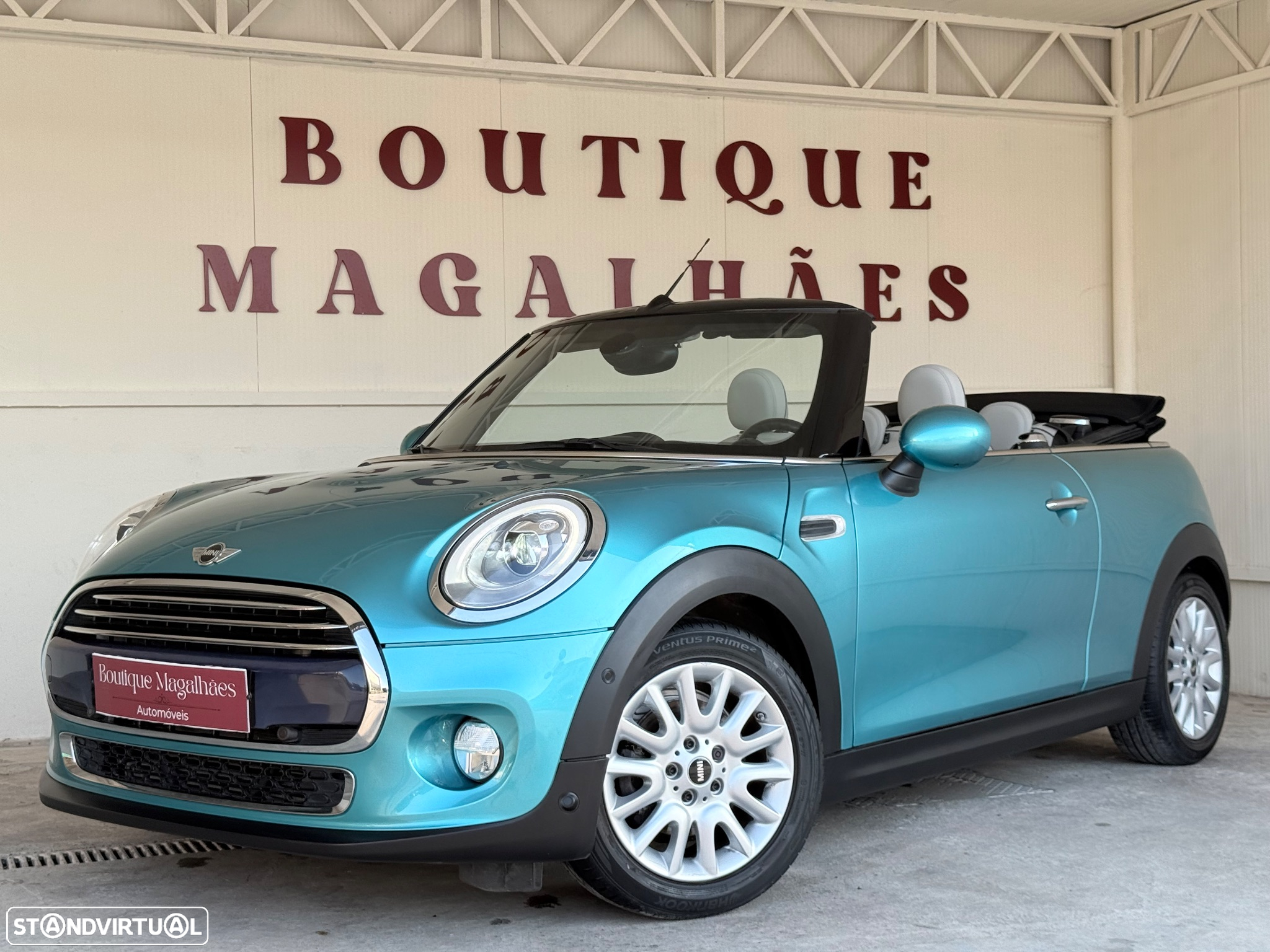 MINI Cabrio Cooper Auto. Essential - 16