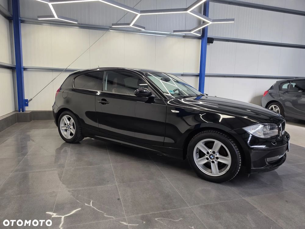 BMW Seria 1 116i - 12