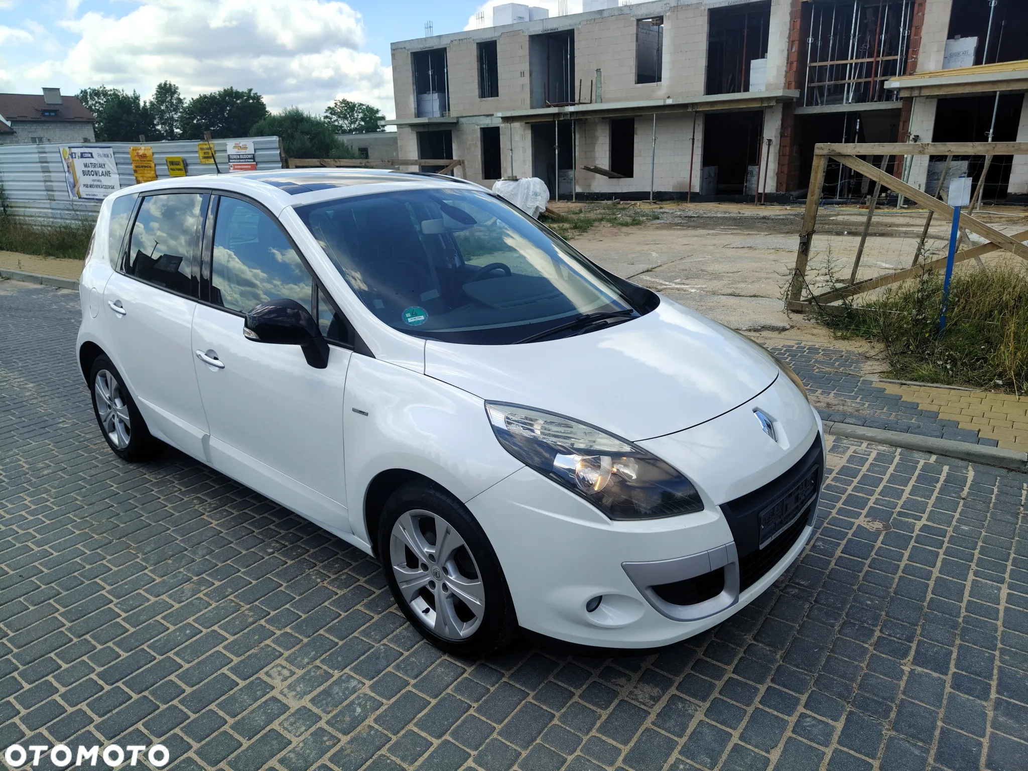 Renault Scenic TCe 130 Bose Edition - 11