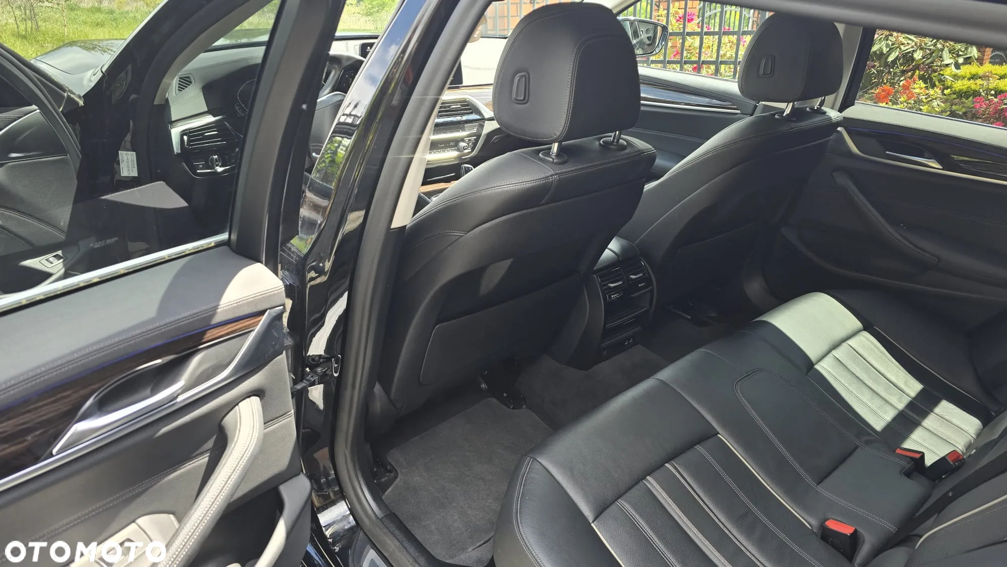 BMW Seria 5 520d Luxury Line - 17