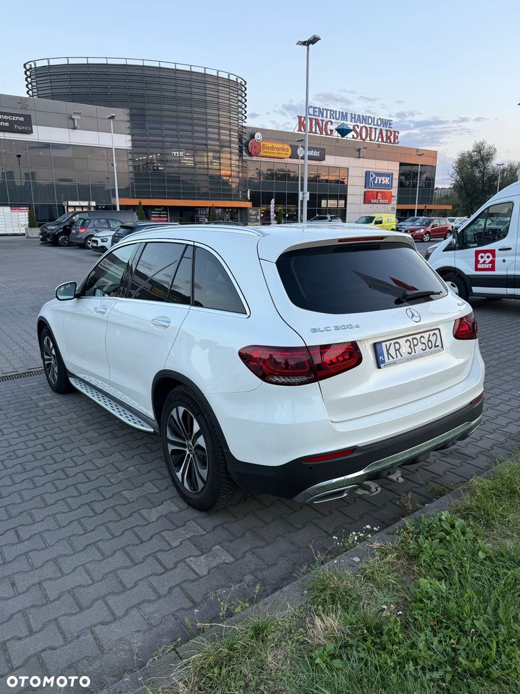 Mercedes-Benz GLC - 4