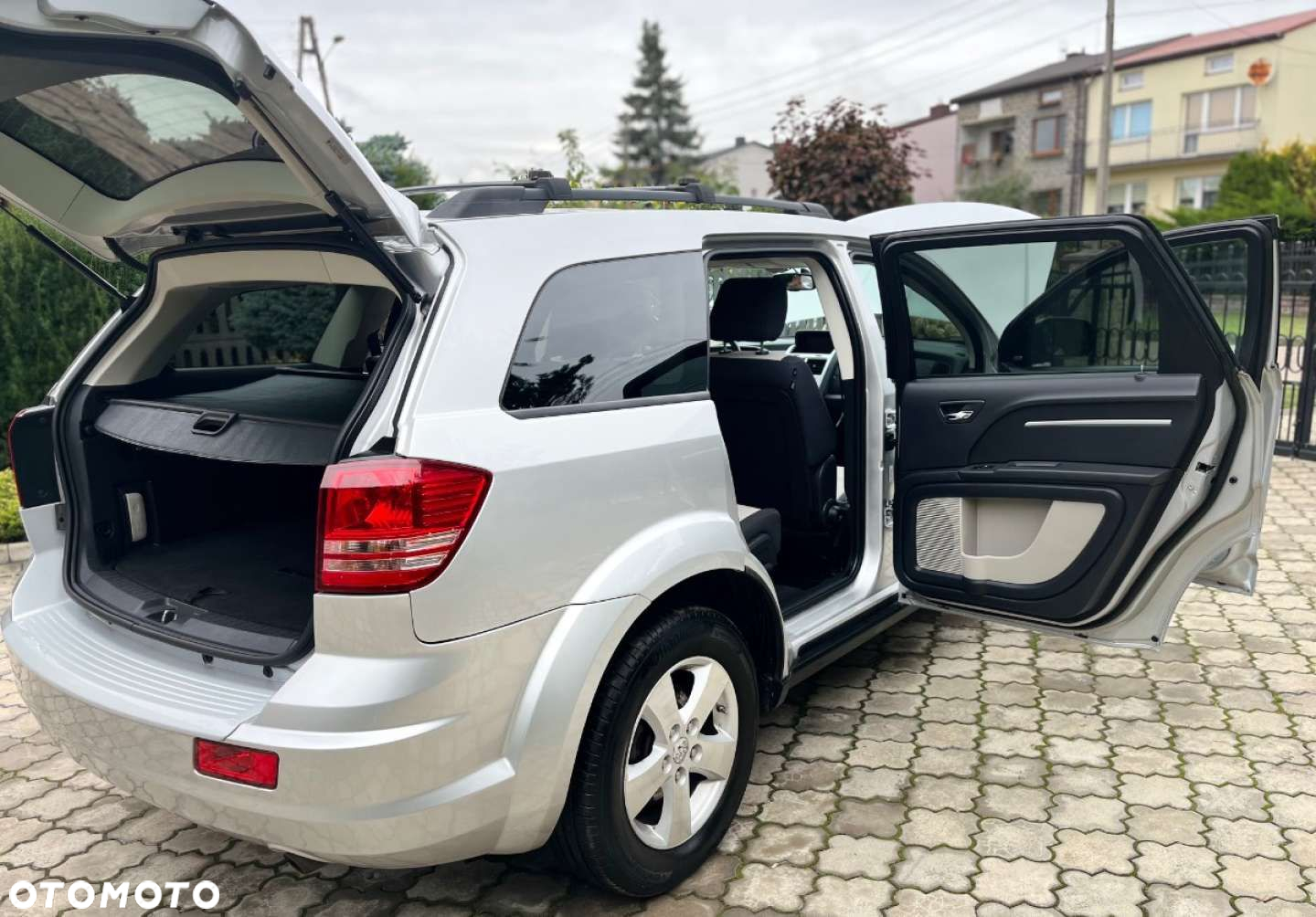 Dodge Journey - 32