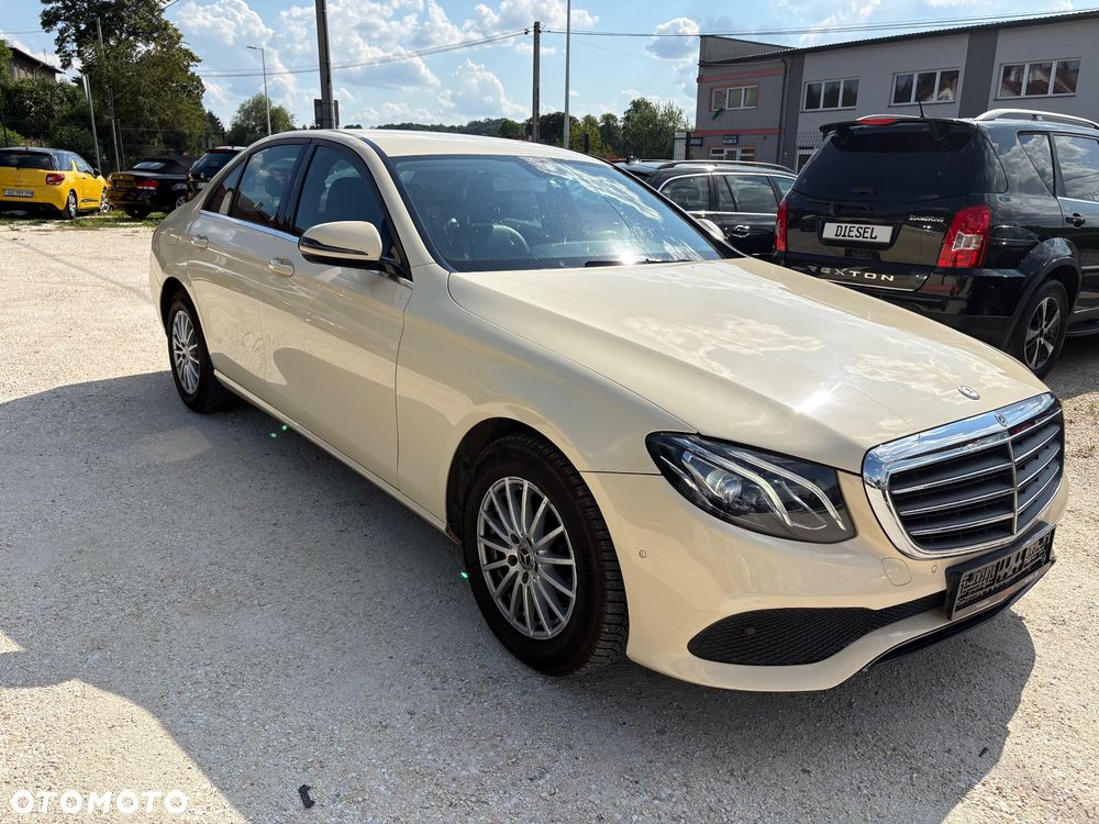 Mercedes-Benz Klasa E 200 d 9G-TRONIC Exclusive - 1
