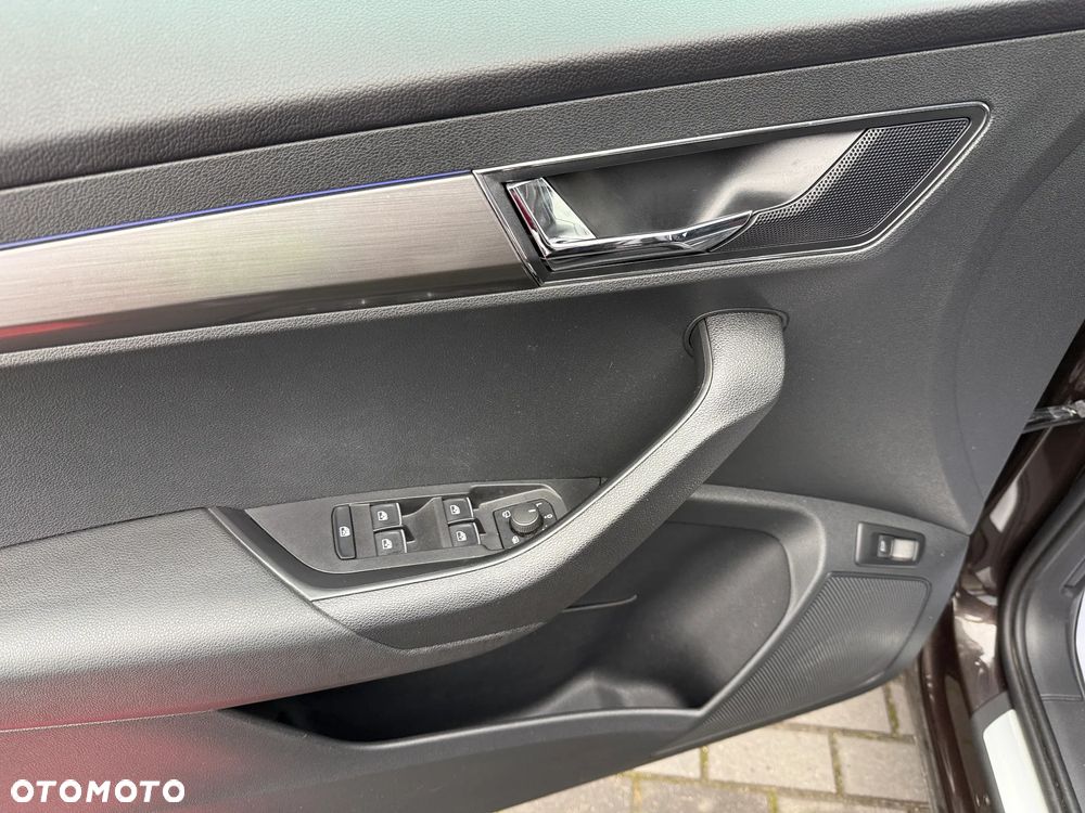 Skoda Karoq 1.6 TDI 4x2 Style DSG - 25