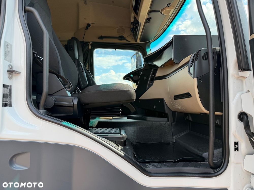 Mercedes-Benz Actros - 20