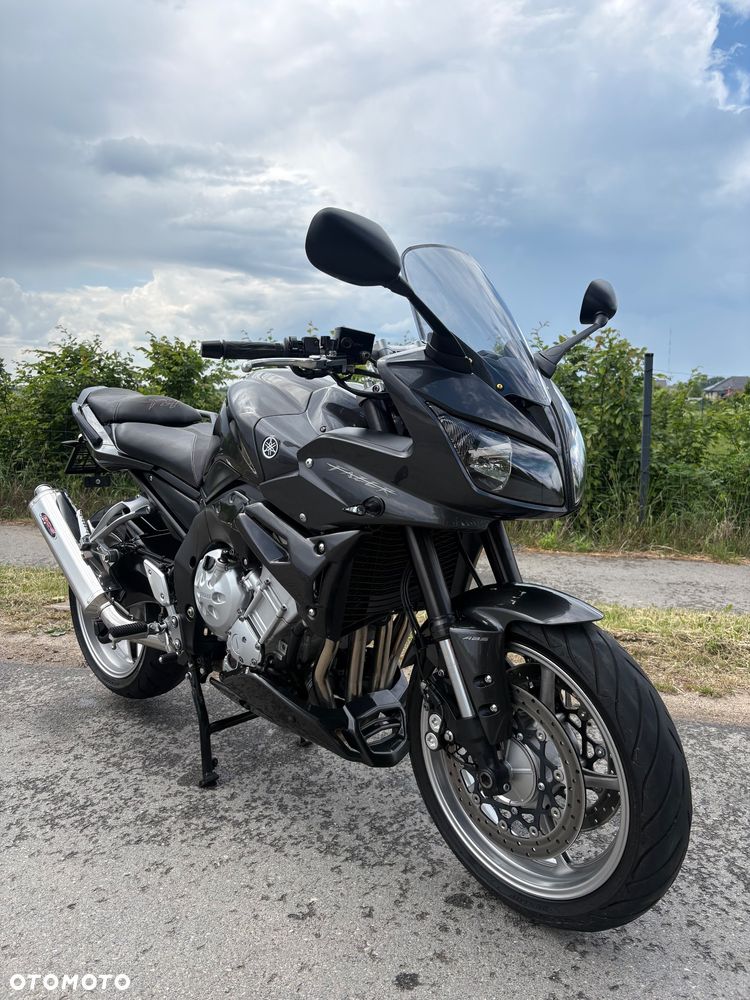 Yamaha FZ - 10