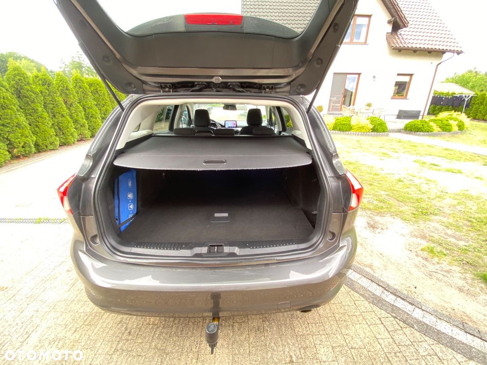 Ford Focus 1.5 EcoBlue Start-Stopp-System COOL&CONNECT - 28
