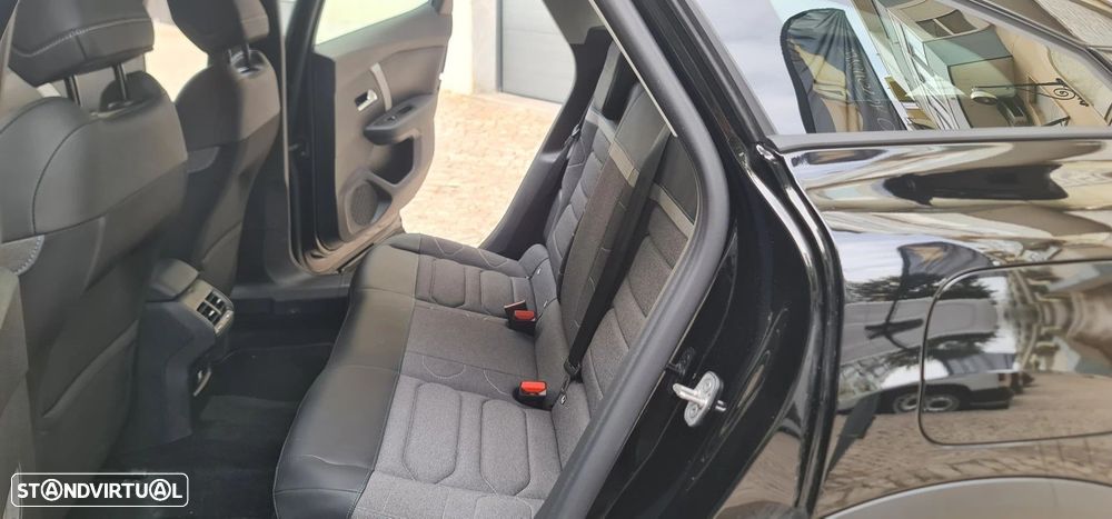 Citroën C4 1.2 PureTech Plus - 24