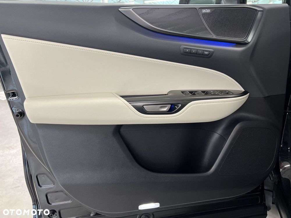 Lexus NX - 17